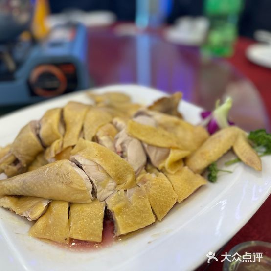 来宾市兴宾区全兴楼私房菜桂中店