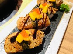 芒果厚肝握寿司-大和食乐·鲜和牛酸汤火锅(环宇荟店)