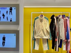 -宝龙城(杭州滨江店)