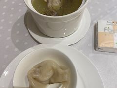 -上海小南国(仲盛世界商城店)