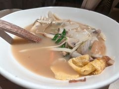 -荣家黄鱼面(前滩太古里店)