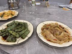 -银峰农庄·特色烧鸡·鲜无花果浸鸡