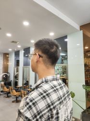 -佰亿Salon·烫染造型