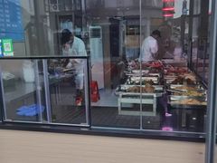 -老陆稿荐(西中市店)