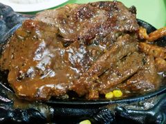 铁板西冷牛扒-胜利茶餐室