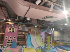 -星舰梦航(广百广场荔胜店)