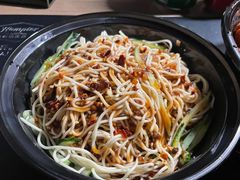 -肥肥虾庄·金牌油焖大虾(杨园滨江时代walk店)