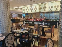 -圣丰索菲特·2 On 988 Café 自助餐厅