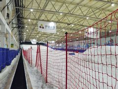-乔波室内滑雪场