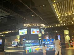 -CGV影城(滨江天街IMAX店)