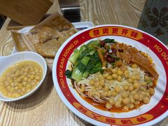 -魔都三兄弟酸辣粉·蘸卤炸串(虹桥万科店)