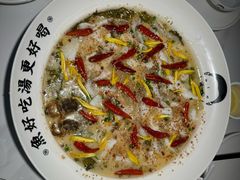 -江渔儿酸菜鱼(万科东荟城店)