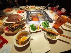 -海底捞火锅鲜切牛肉主题店(长寿路店)