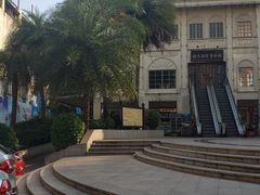 -海口骑楼小吃街