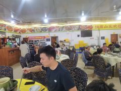 -红旗山庄(圭峰山店)