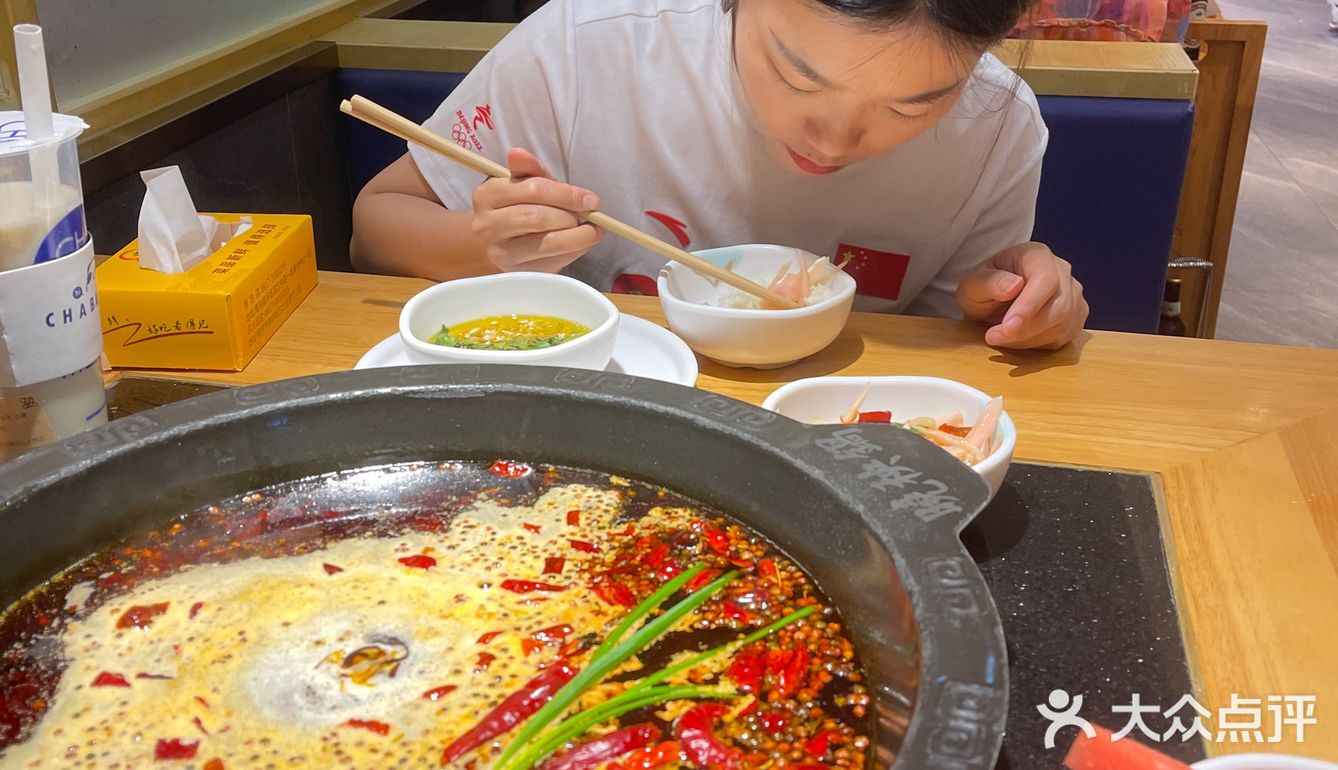 晓秧锅的味道确实不错，这一次又来啦，晚上去晚了