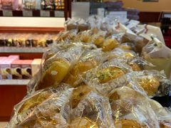 -红宝石·鲜奶小方·海派西点房(肇嘉浜店)