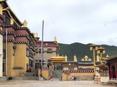 -噶丹松赞林寺