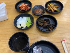 餐具摆设-高社长参鸡汤(高丽街店)