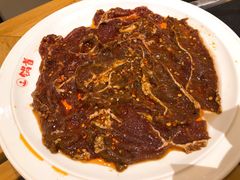 麻辣牛肉片-锅首鲜品火锅(鸳鸯店)