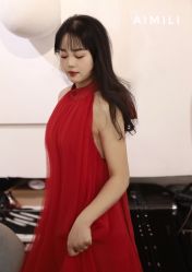 -艾米丽婚纱礼服