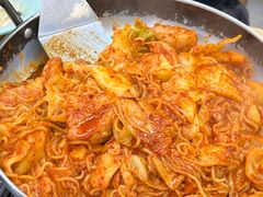 -亲昵春川鸡排(韩国美食街店)