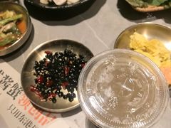 -草家酱蟹炭火烤肉店(珲春南路一店)