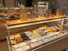 零售区-好利来(团结湖店)