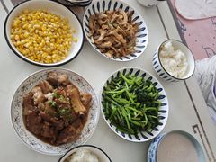 -爱月宝月嫂育儿嫂(太原店)
