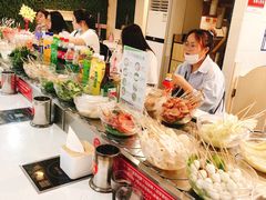 -百品聚旋转火锅(万德庄店)