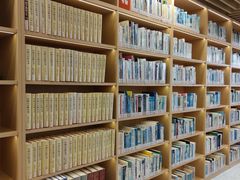 -浦东新区花木街道图书馆