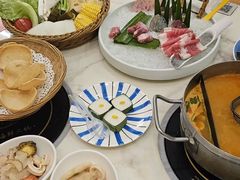 -樾餐厅泰式海鲜火锅(民歌湖店)