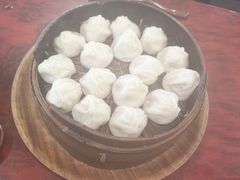 鲜肉小笼包-公园饭店