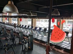 -健龙森俱乐部·游泳·健身·羽毛球综合体育馆