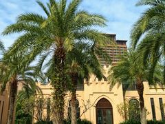 -三亚湾海居铂尔曼度假酒店