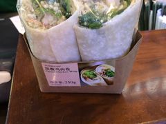 -星巴克(上海虹桥站2A检票口)