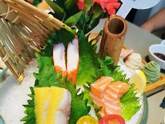 三文鱼刺身-享月汤皇·海鲜小火锅·聚会(曲江创意谷店)