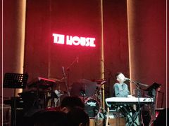 -TZ House音乐现场(来福士中心店)