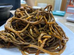 炒蕨菜-屋里家延边朝鲜族冷面(南园店)