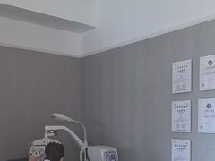-瑞司视光眼镜·蔡司战略合作眼镜店(新街口店)