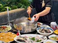 -老船舫·现做活鲜鱼馆(东郊记忆店)