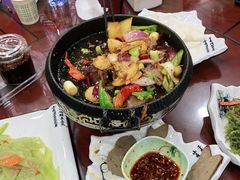 -撒拉人家.酸菜牦牛肉火锅