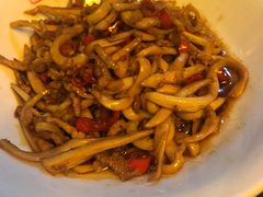 鱿鱼炒肉丝-天下客饭店(中山路店)