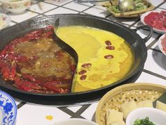 -朱光玉火锅馆(正弘城店)