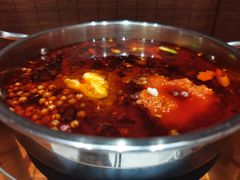 牛油红锅-独食火锅·半米屋台(直营总店)