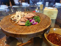 毛肚配牛舌-海拉尔蒙古包(房山长阳总店)