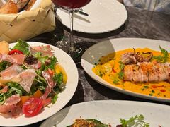 -LESCEDARS Brasserie Bistro香柏树