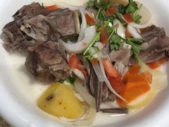 清炖羊肉-巴扎美食·新疆菜·西域歌舞表演餐厅(新疆大厦店)