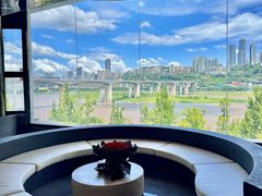 -Yolo私汤温泉设计师酒店(重庆南滨路店)
