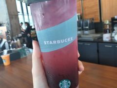 -星巴克臻选(惠州华贸天地1楼店)